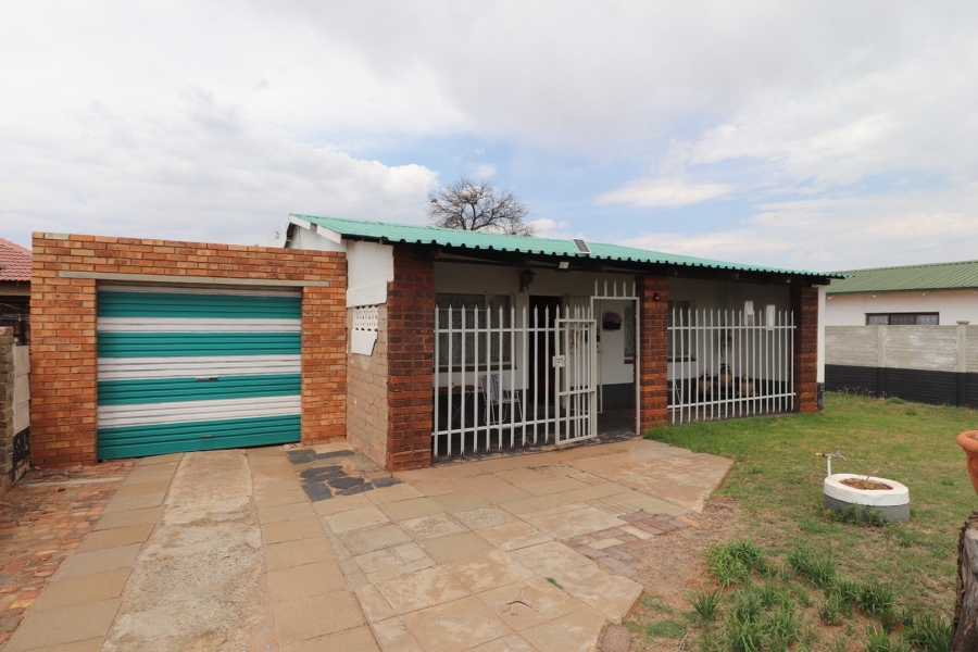 2 Bedroom Property for Sale in Randlespark North West